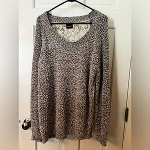 Wallpapher Light Brown & Cream Sweater with Lace Back - Size 1X